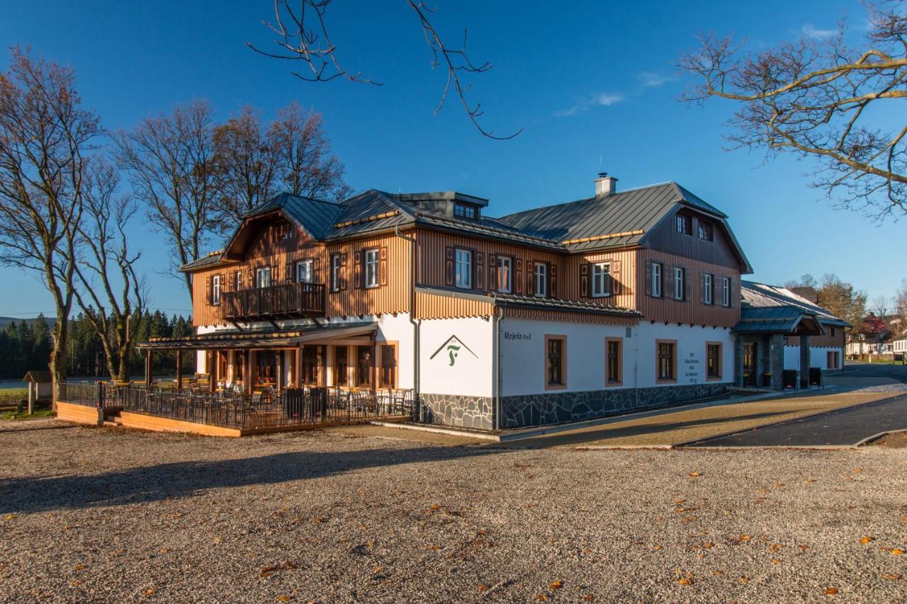 Hotel Franz Rejvíz エクステリア 写真